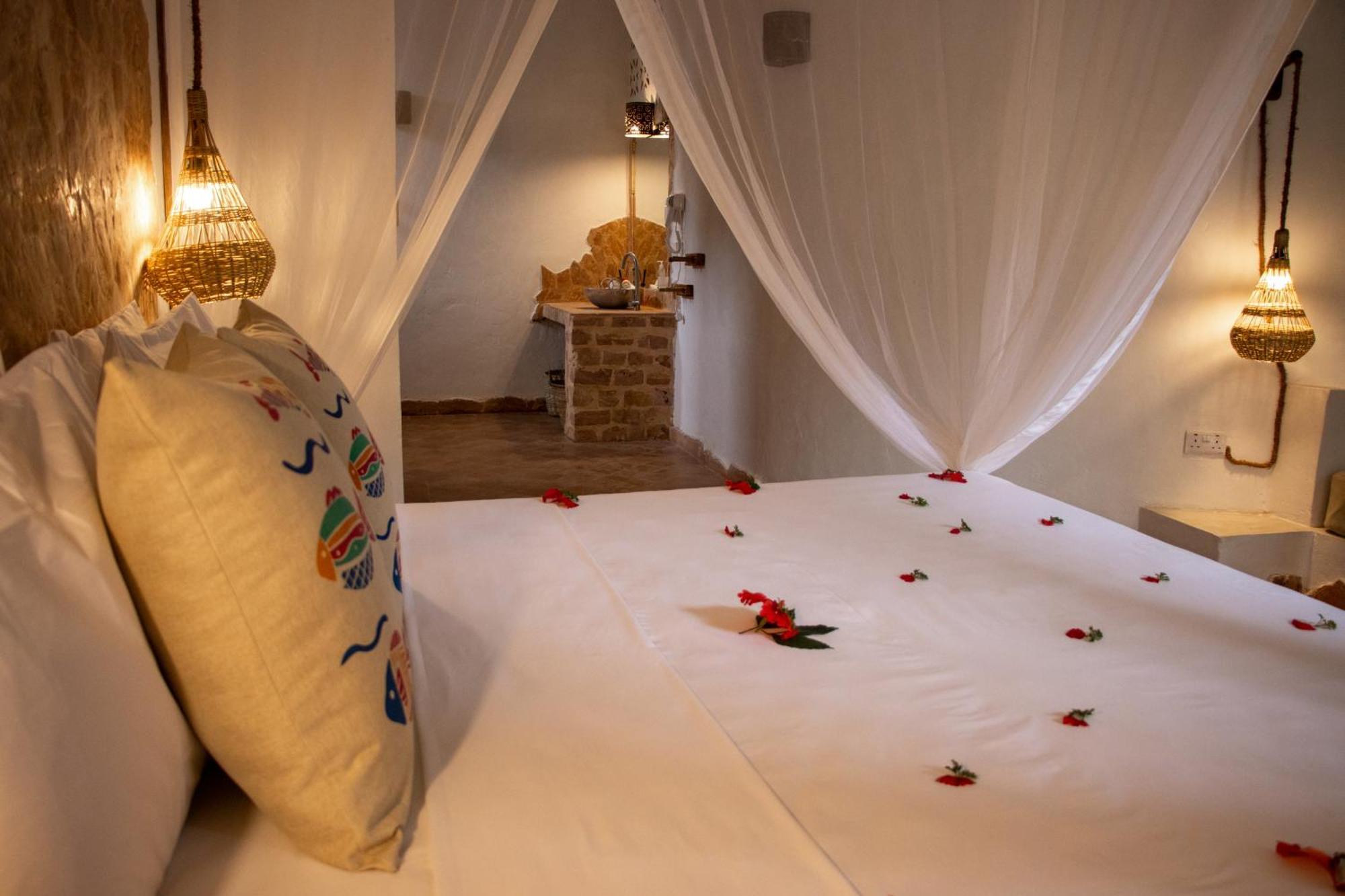 Mvuvi Boutique Resort Kiwengwa  Pokój zdjęcie